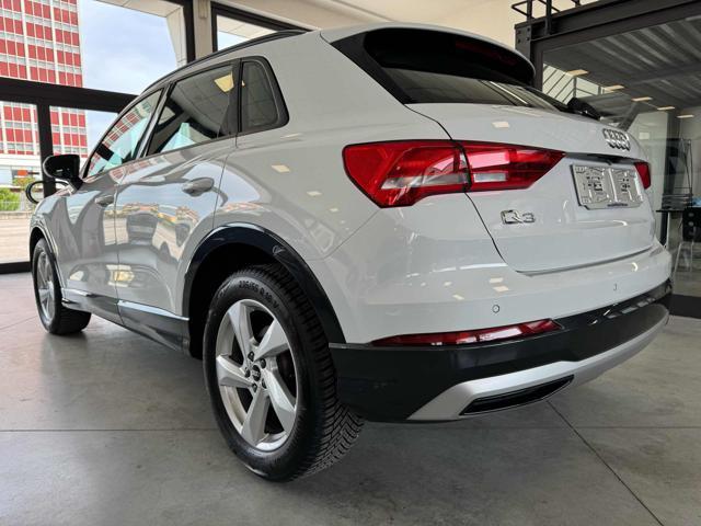 AUDI Q3 35 TDI S tronic Business Advanced