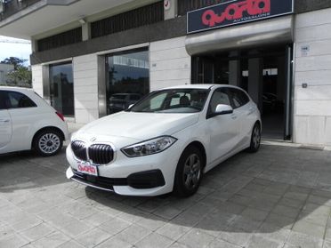 Bmw 118 118d 5p. Business Advantage