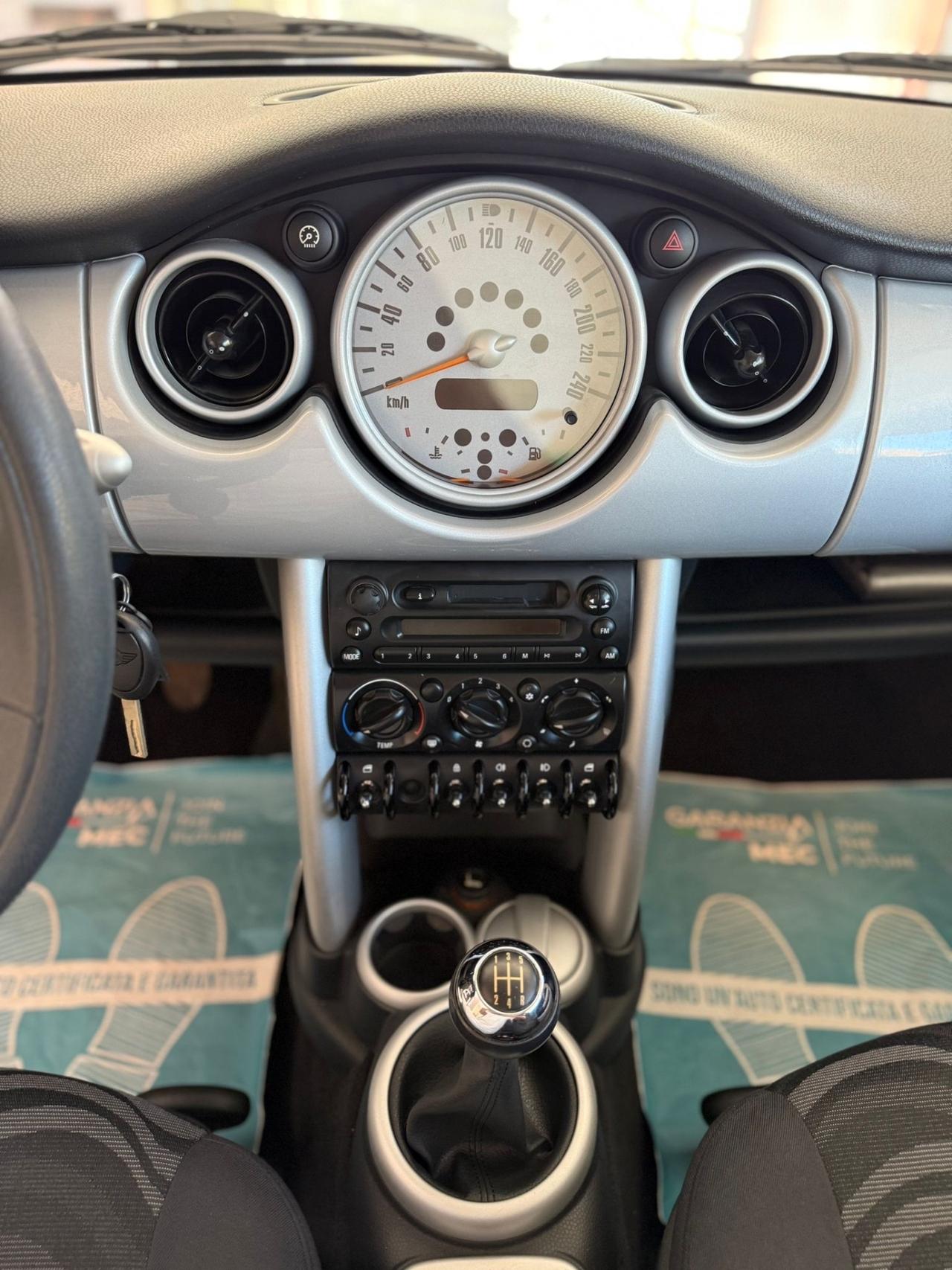 Mini 1.6 16V One de luxe