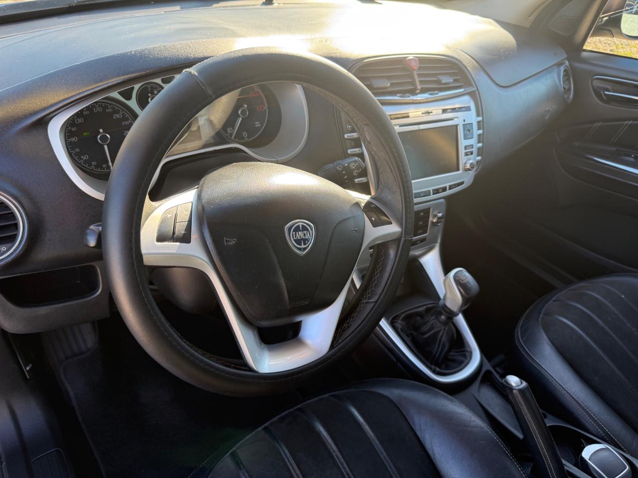 Lancia Delta 2.0 MJT DPF Oro