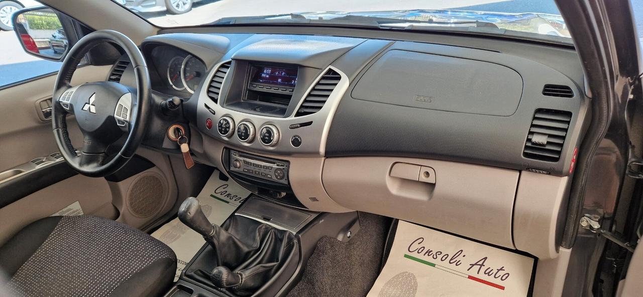 Mitsubishi L200 2.5 DI-D 136cv Doppia Cabina INVITE