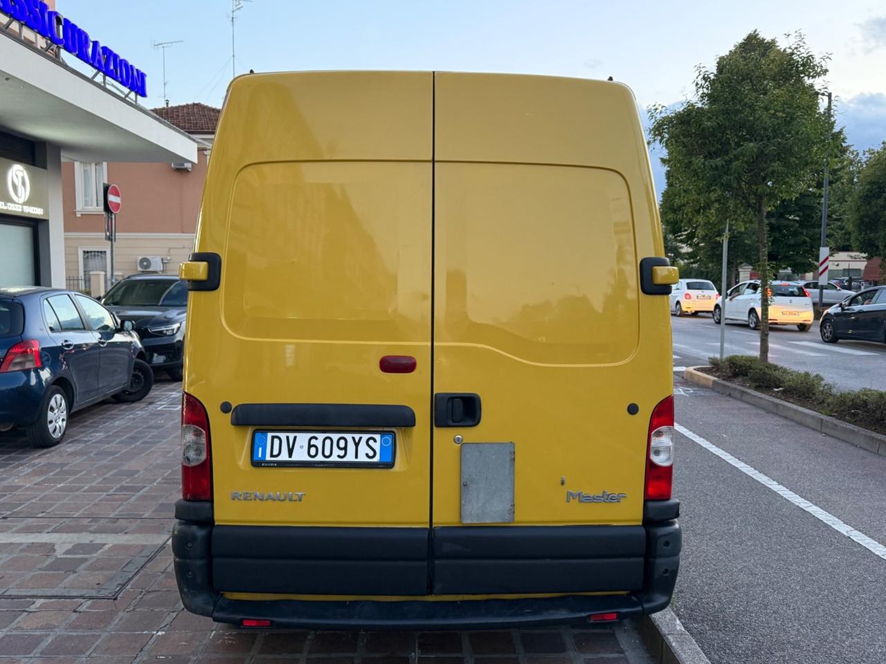 Renault Master T28/100 2.5 dCi PC-TN Furgone Ice