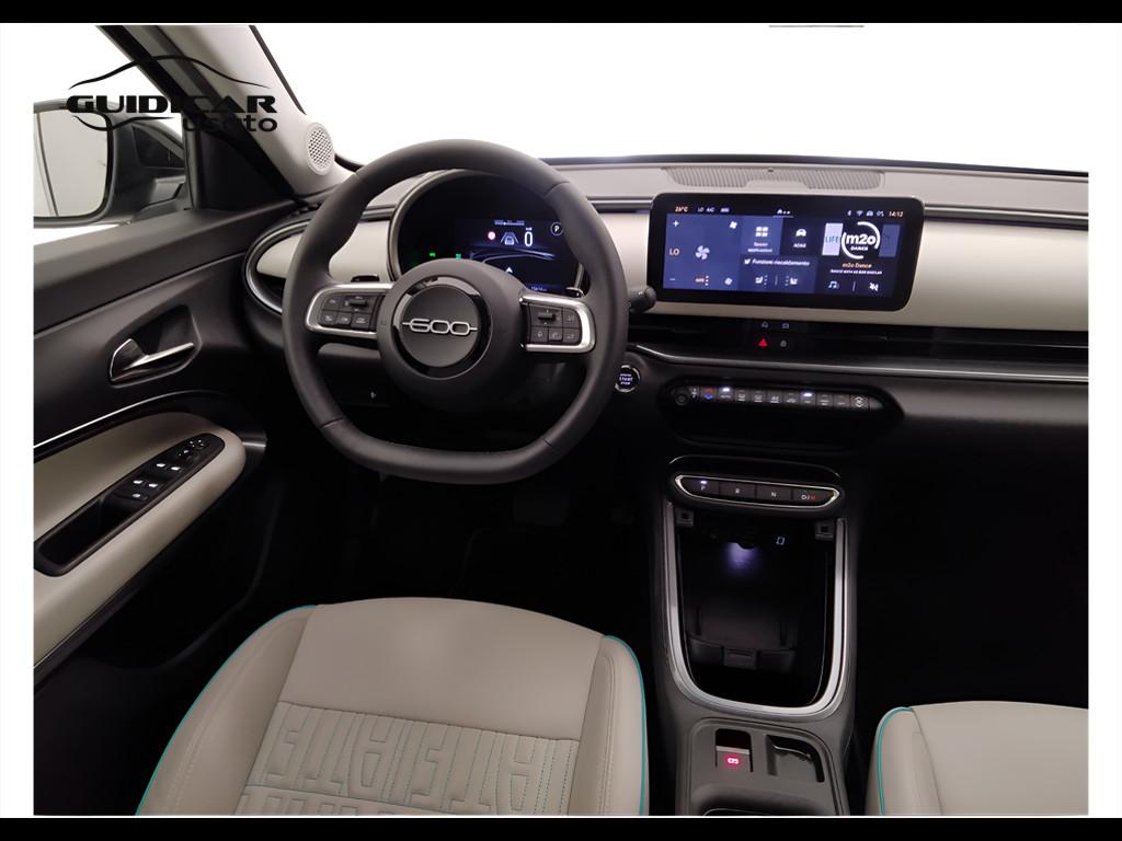 FIAT 600 IV 2023 - 600 1.2 hybrid La Prima II 110cv auto