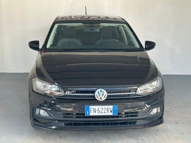 VOLKSWAGEN Polo VI 1.0 R-LINE