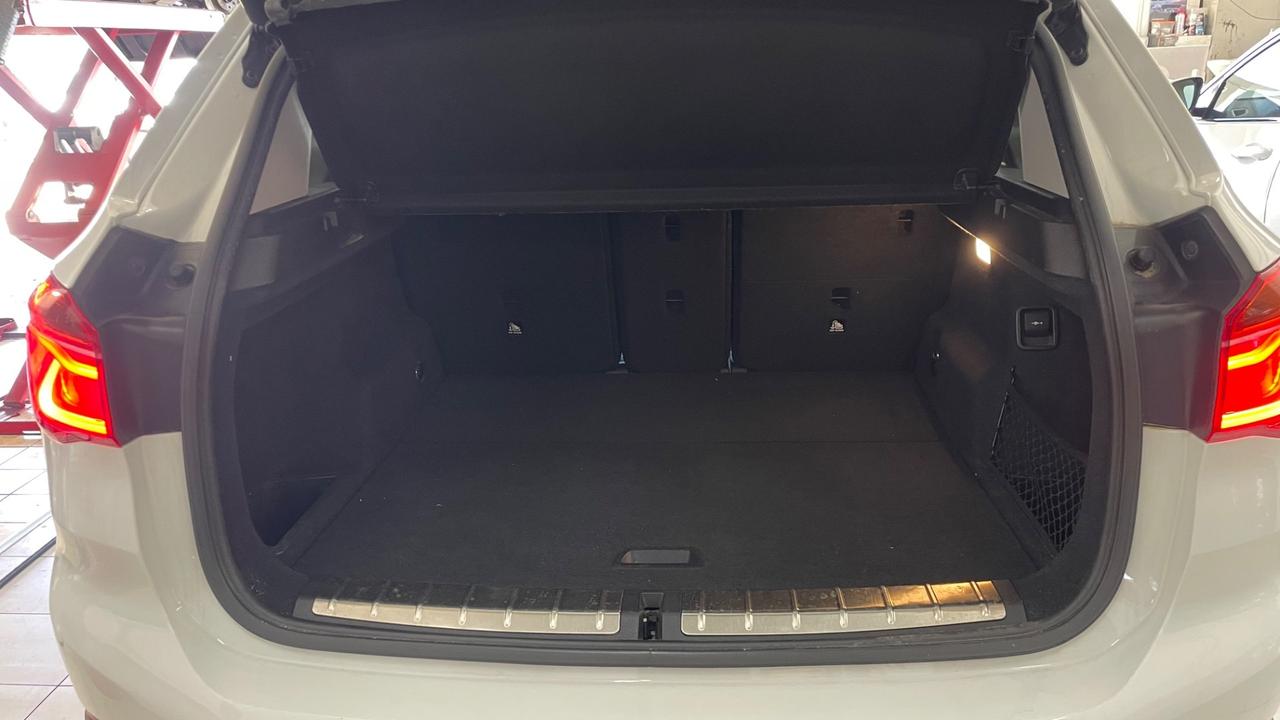 Bmw X1 sDrive18d xLine