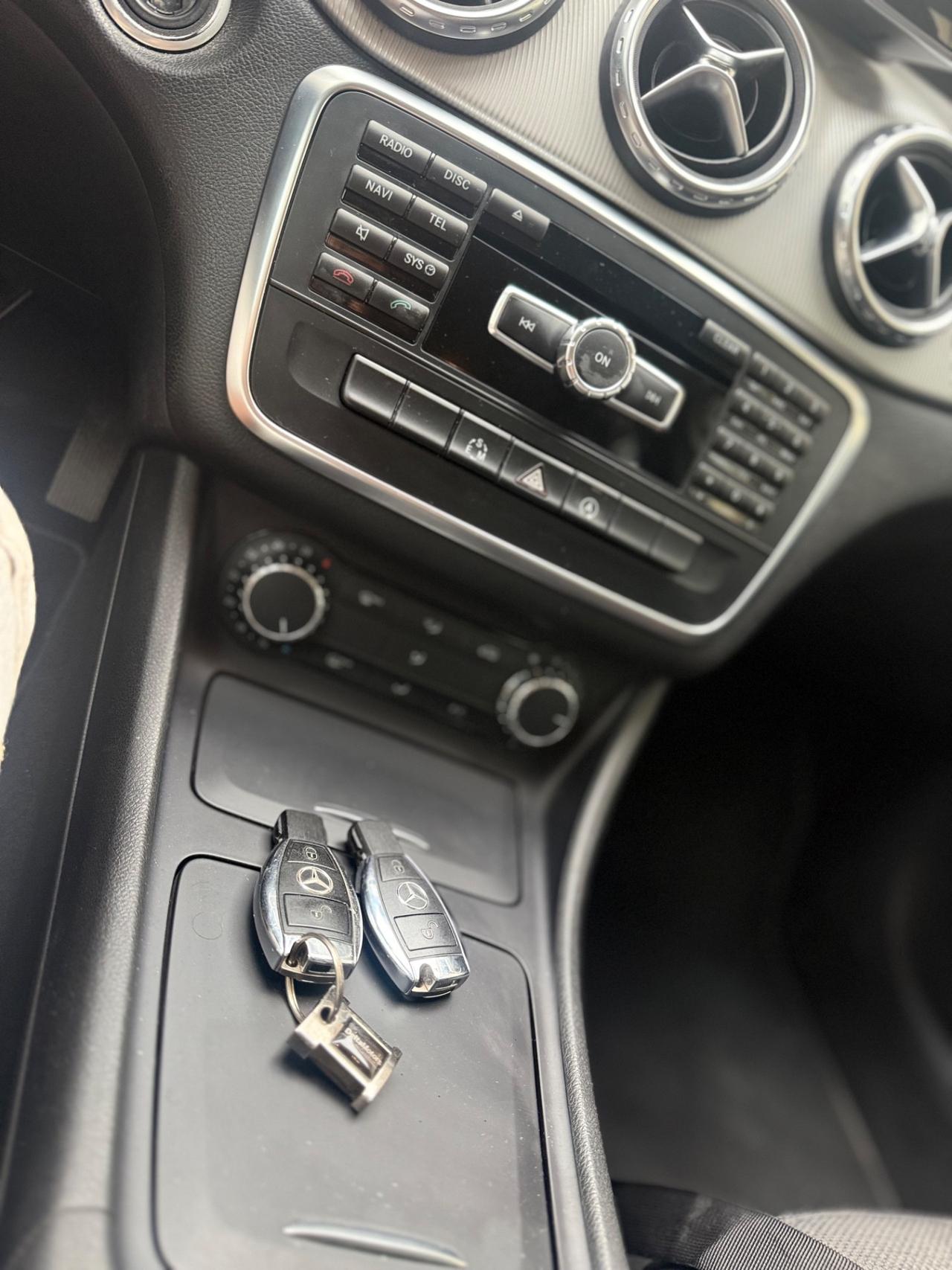 Mercedes-benz GLA 200 d Automatic Premium