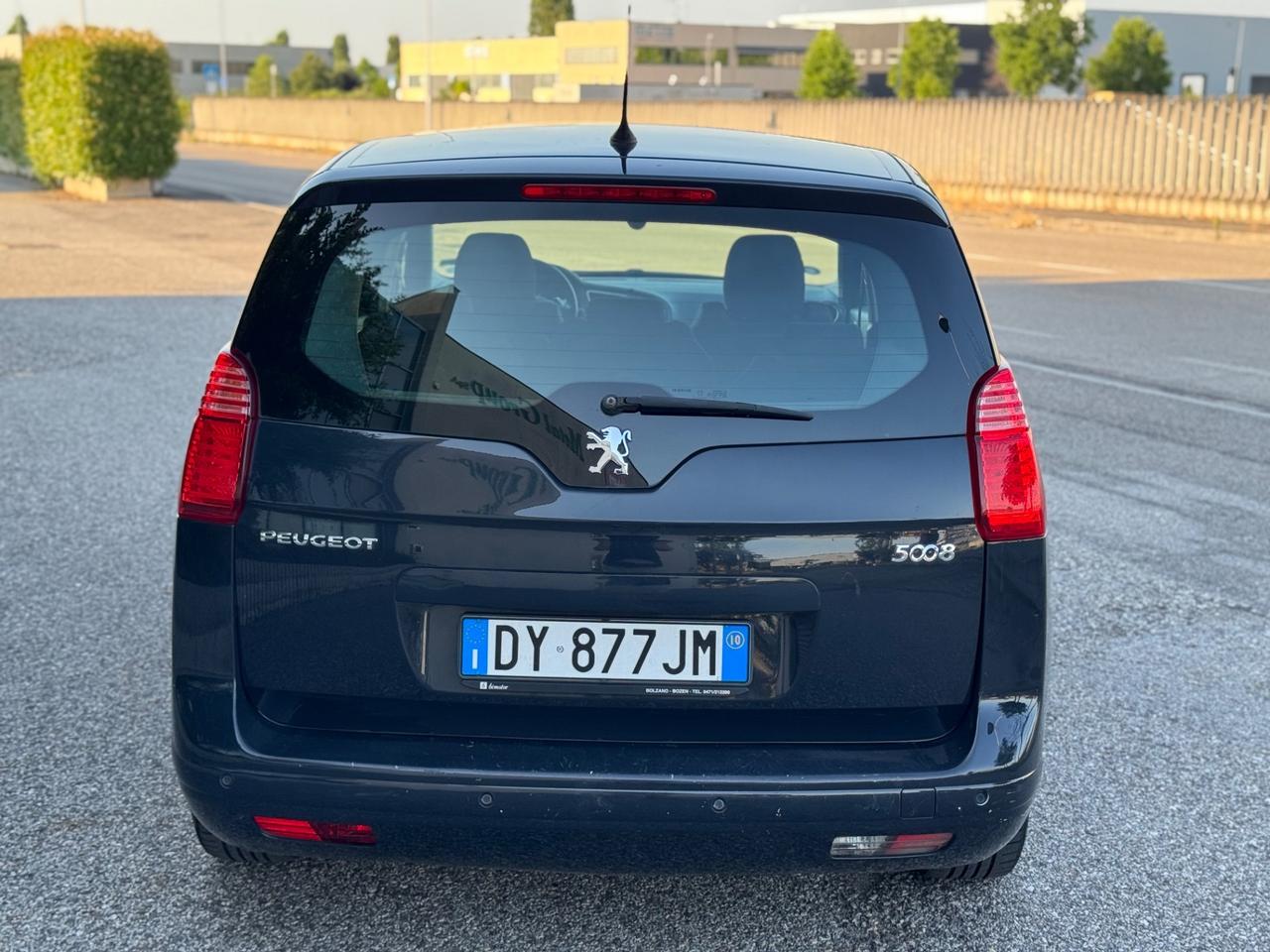 Peugeot 5008 1.6 HDi 110CV Automatico 7Posti