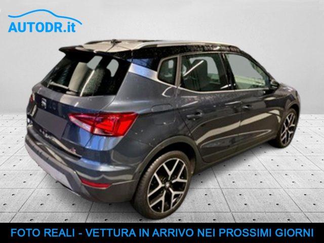 SEAT Arona 1.0 TGI FR Fari LED, Retrocamera, Navi, Cerchi 18