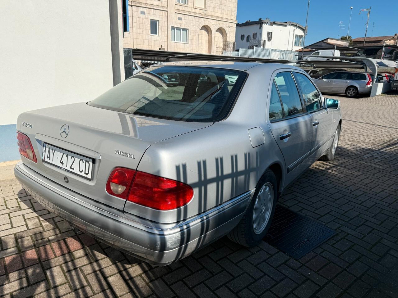 Mercedes-benz E 250 E 250 diesel cat Classic