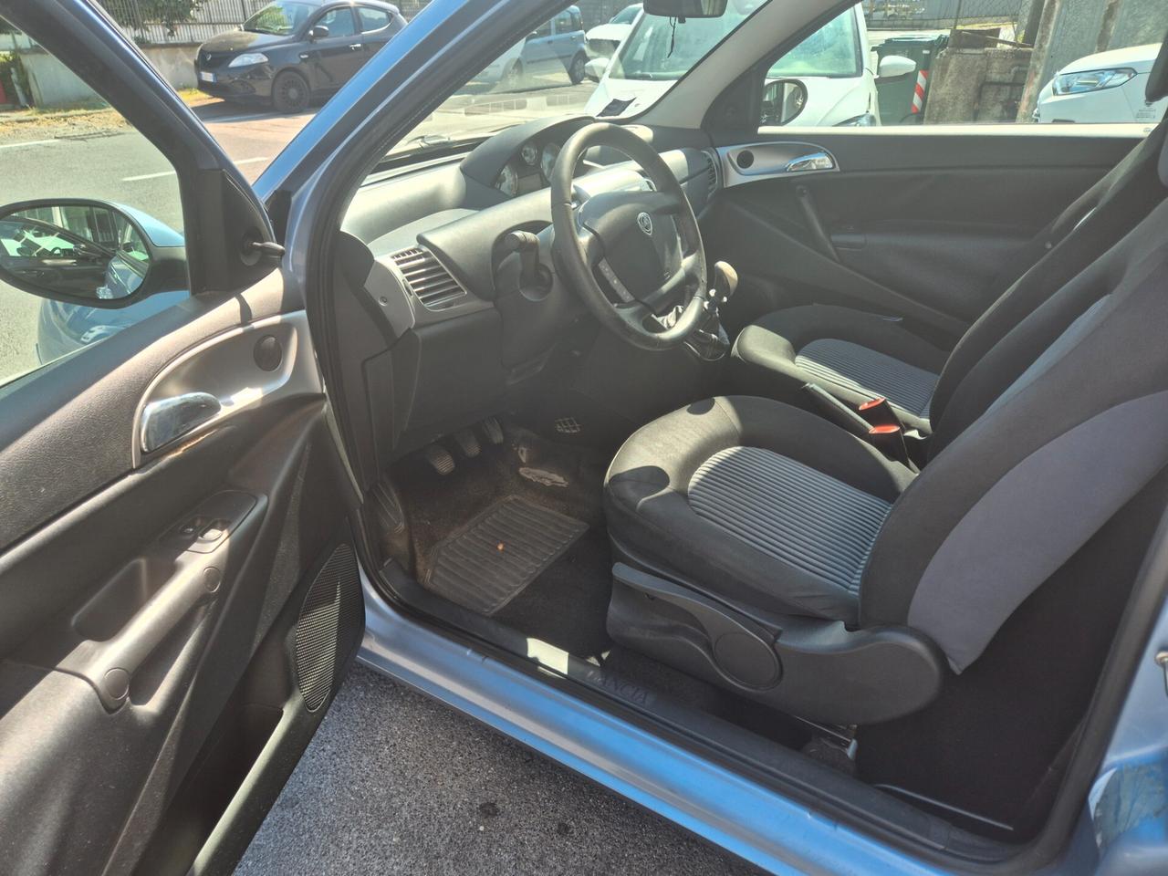 Lancia Ypsilon 1.2 Oro SOLO 99000KM