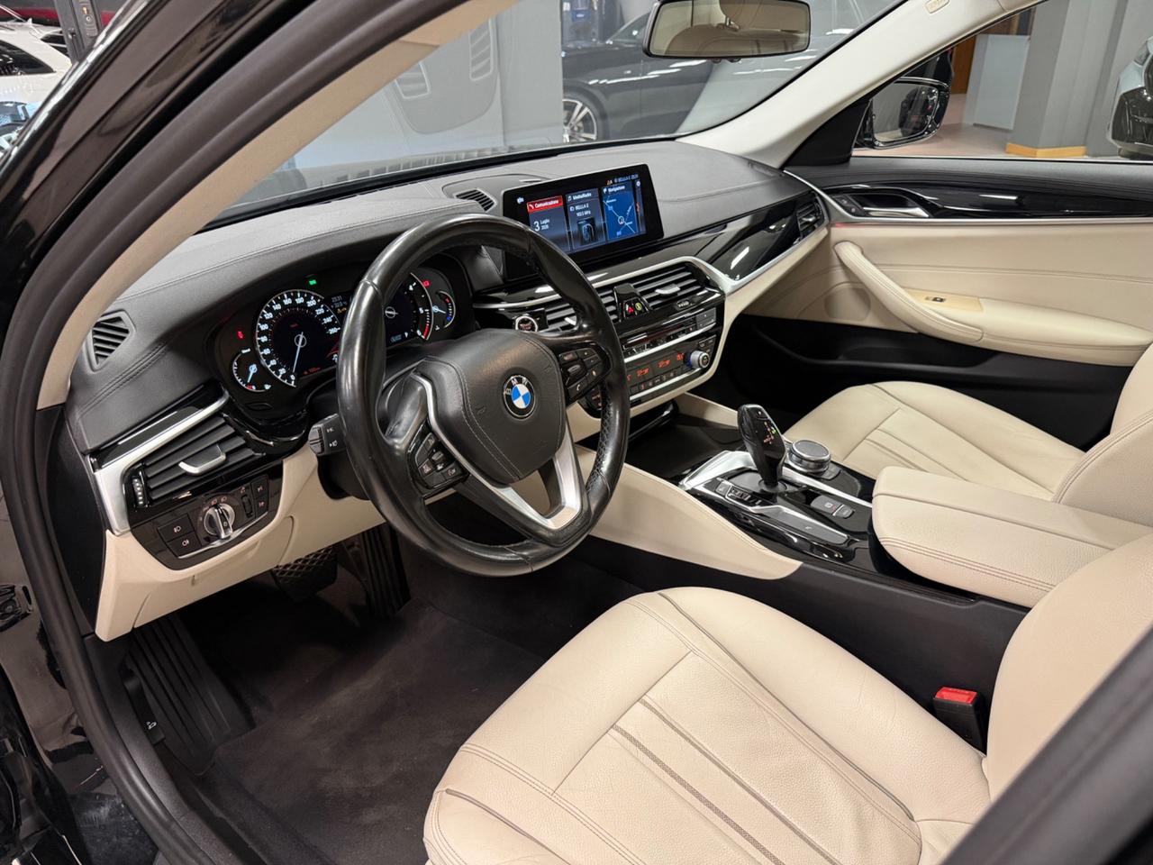 Bmw 520 LUXURY X DRIVE