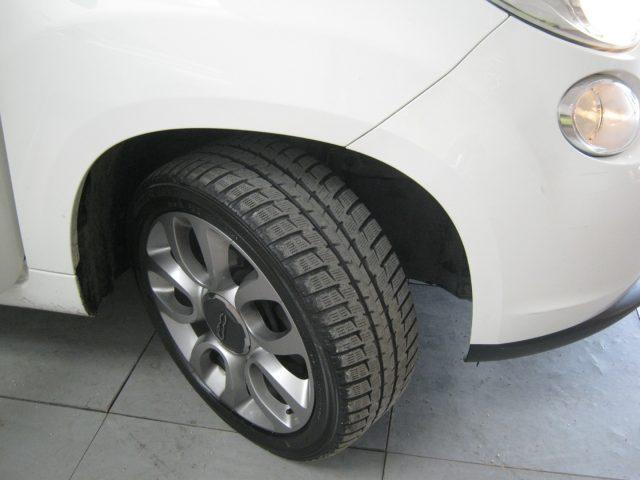 FIAT 500L 0.9 TwinAir Turbo Natural Power Panoramic Edition