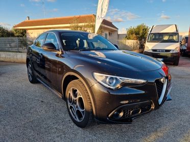 Alfa Romeo Stelvio 2.2 Turbodiesel 210 CV AT8 Q4 Executive