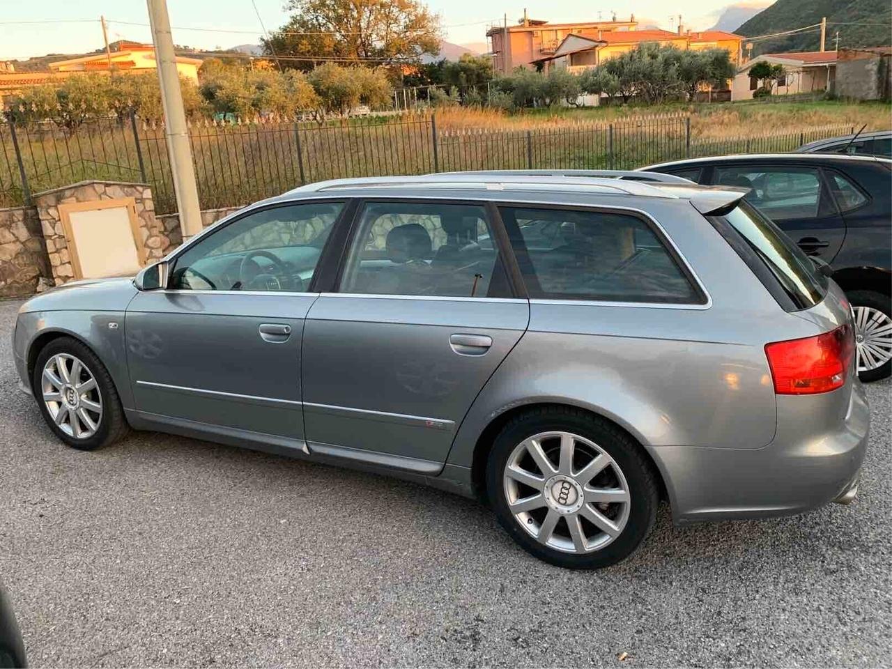 Audi A4 Avant 2.0 TDI S-Line