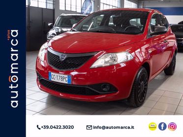 LANCIA Ypsilon 1.0 FireFly 5 porte S&S Hybrid Ecochic Silver del 2020