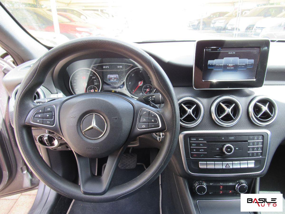 MERCEDES - Classe A - A 160 d Automatic Premium