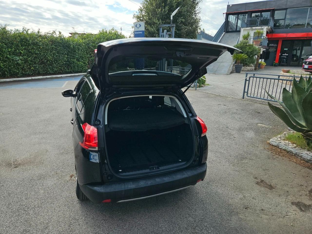 Peugeot 2008 PureTech 82 Active PER COMMERCIANTI