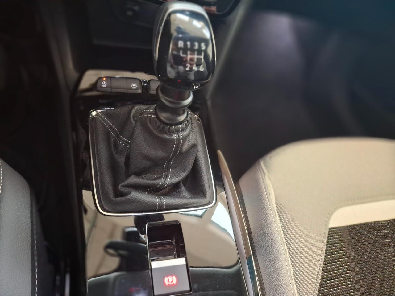 Opel Mokka 1.2 Turbo Elegance, KM 0