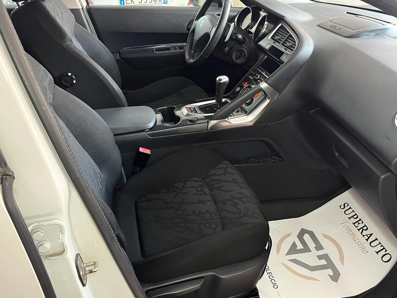 Peugeot 3008 1.6 HDi 112CV cambio automatico Business