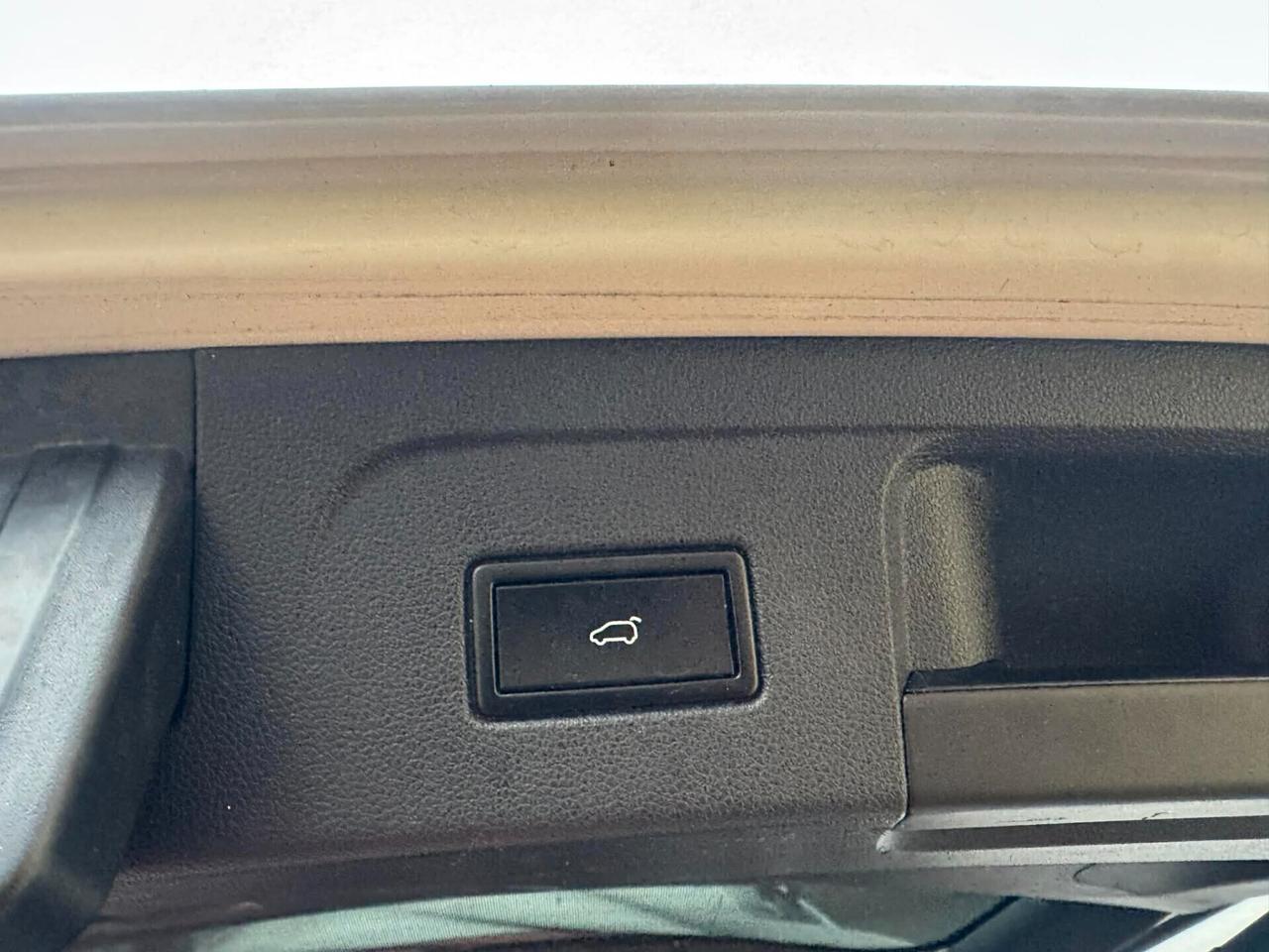 Volkswagen Touran Anno 2016 2.0 TDI