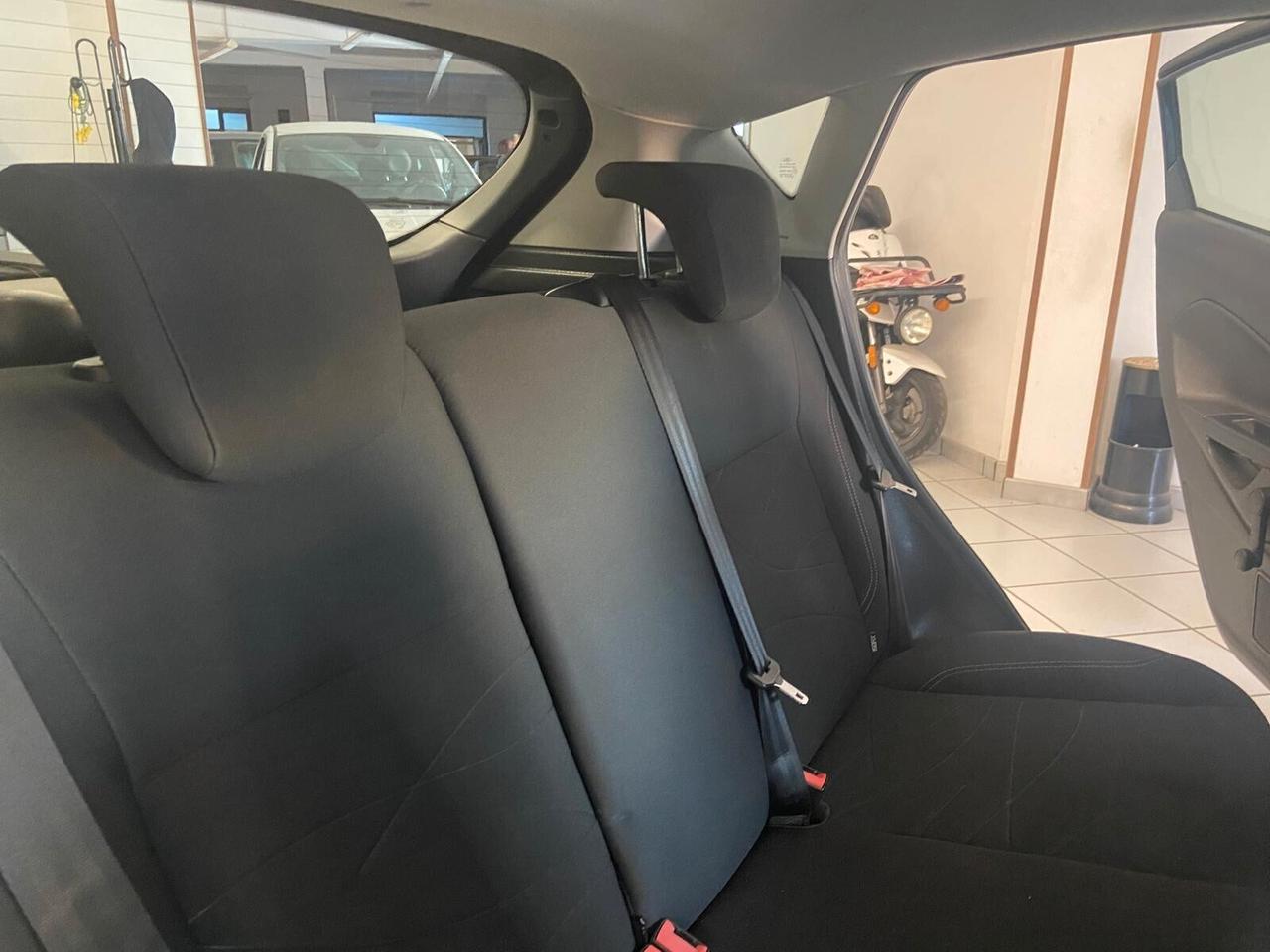 Ford Fiesta 1.5 TDCi 75CV 5 porte Titanium