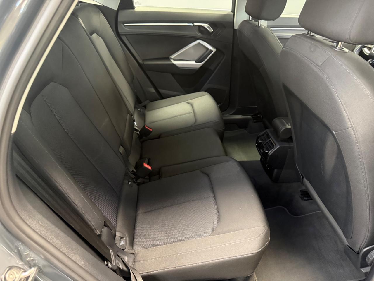 Audi Q3 SPB 35 TDI S tronic Business Plus Sport