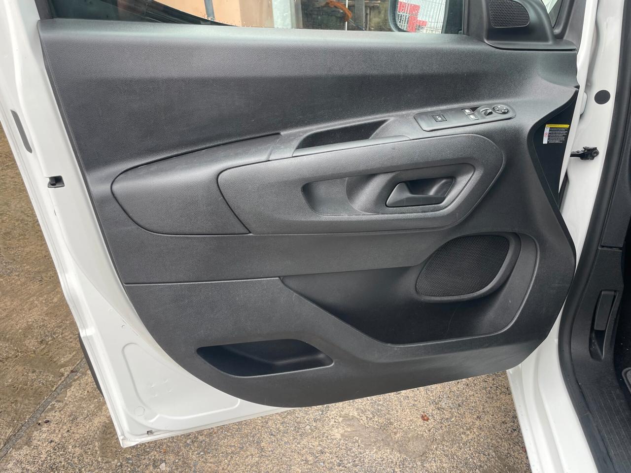 Peugeot Partner BlueHDi 100 S&S PC Furgone Premium