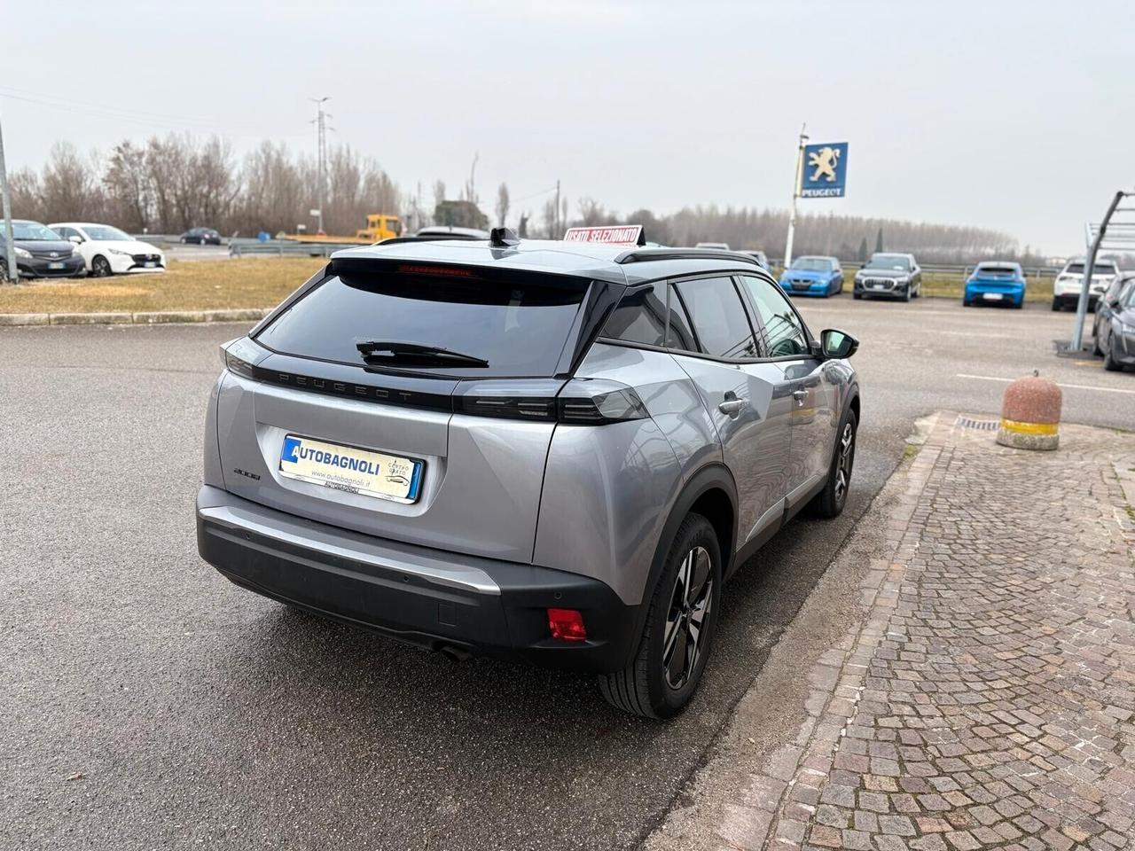 Peugeot 2008 ALLURE PureTech 100 6mt SPOTICAR