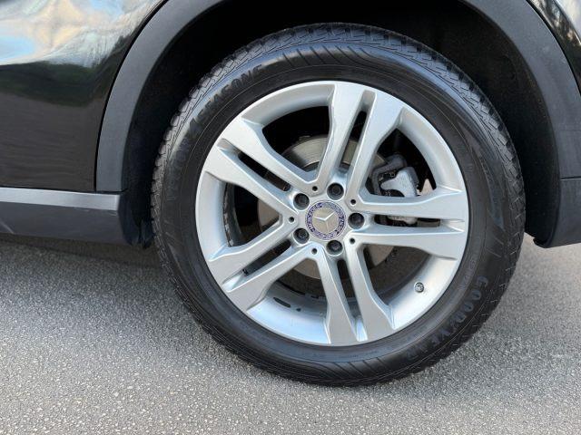 MERCEDES-BENZ GLA 200 d Automatic Premium