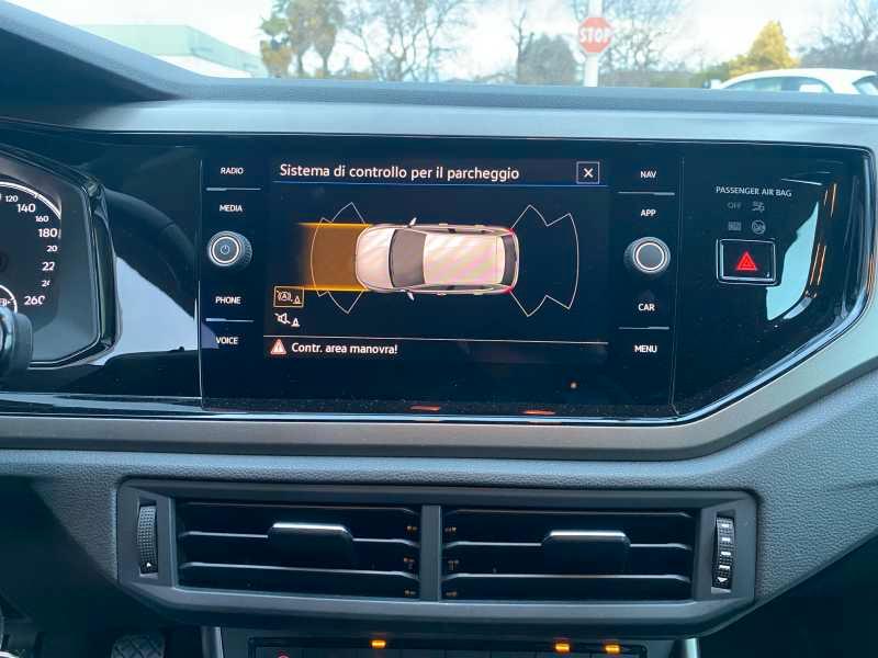 VOLKSWAGEN Polo 1.0 tsi R-Line 95cv