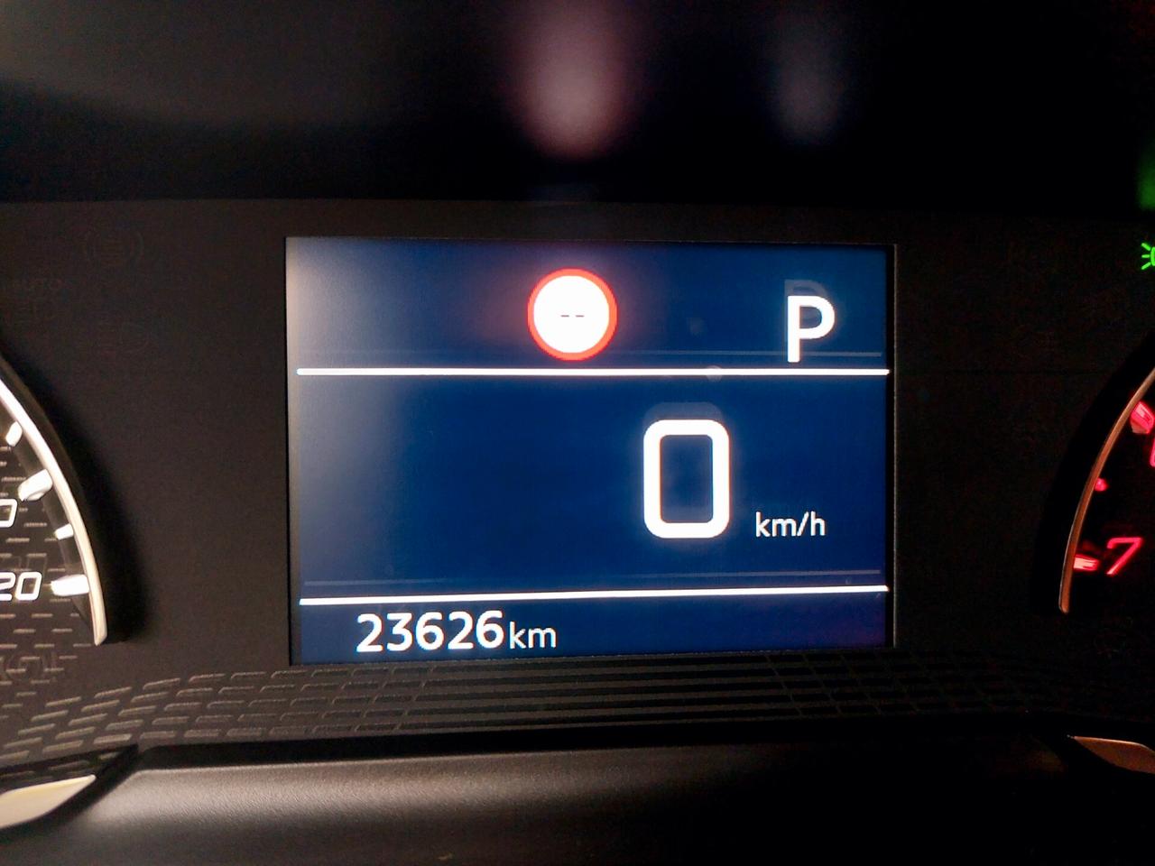 Peugeot 2008 1.5HDi 130 EAT8 All.- 23.000 Km.-2023