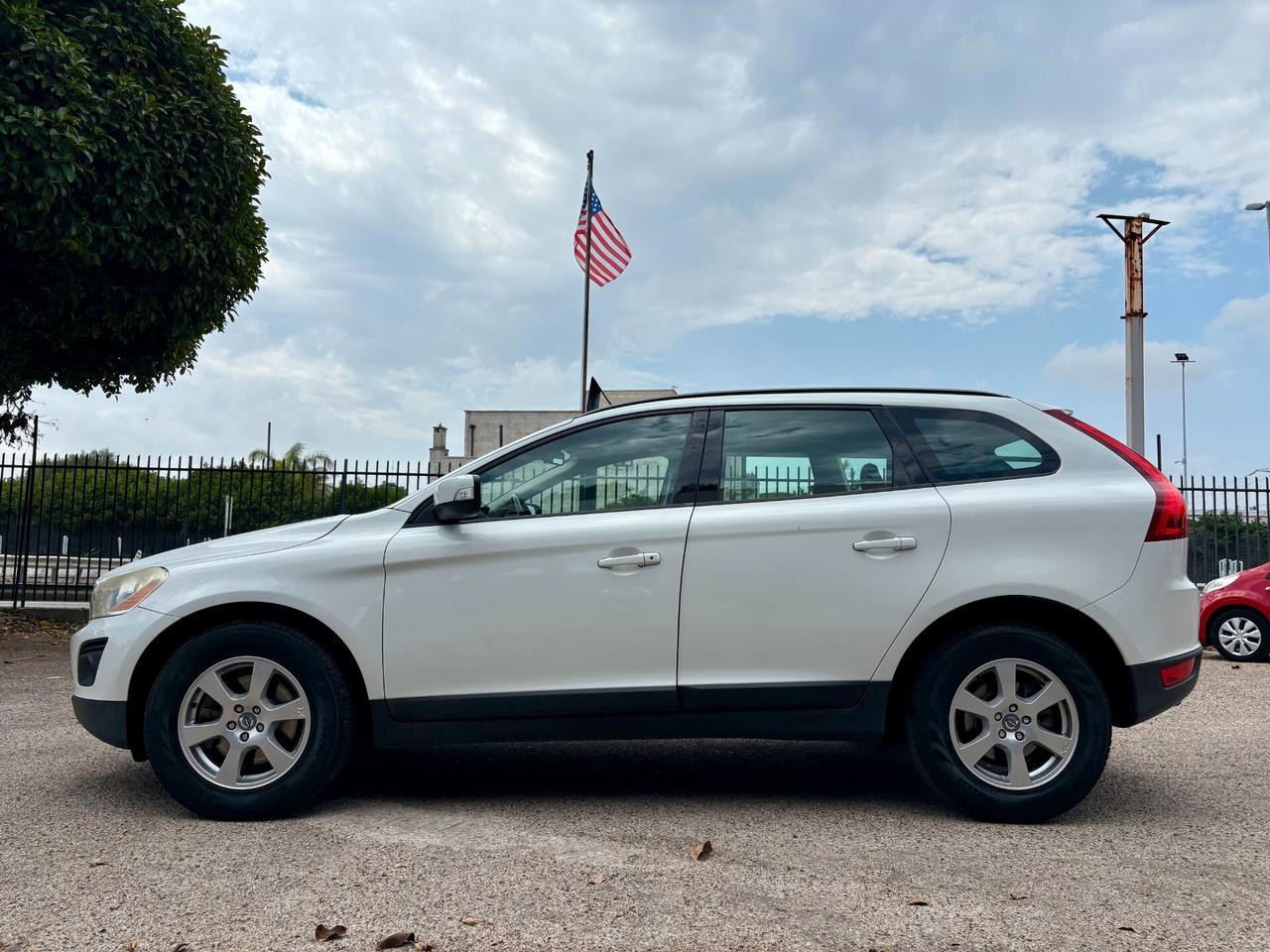 Volvo XC60 2.4 D 175 CV DRIVe Kinetic