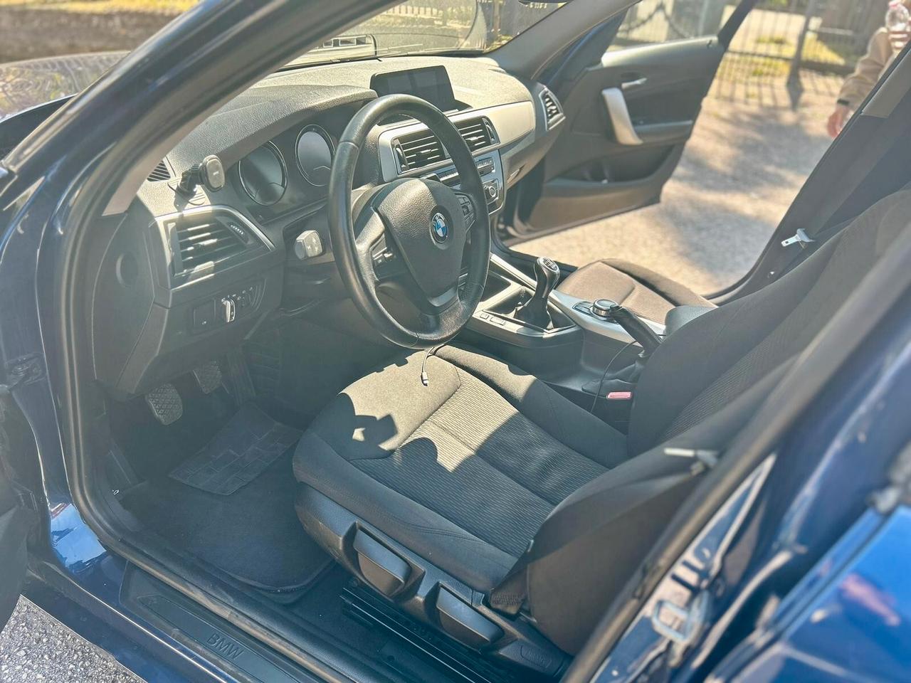 Bmw 116 116d 5p. Business