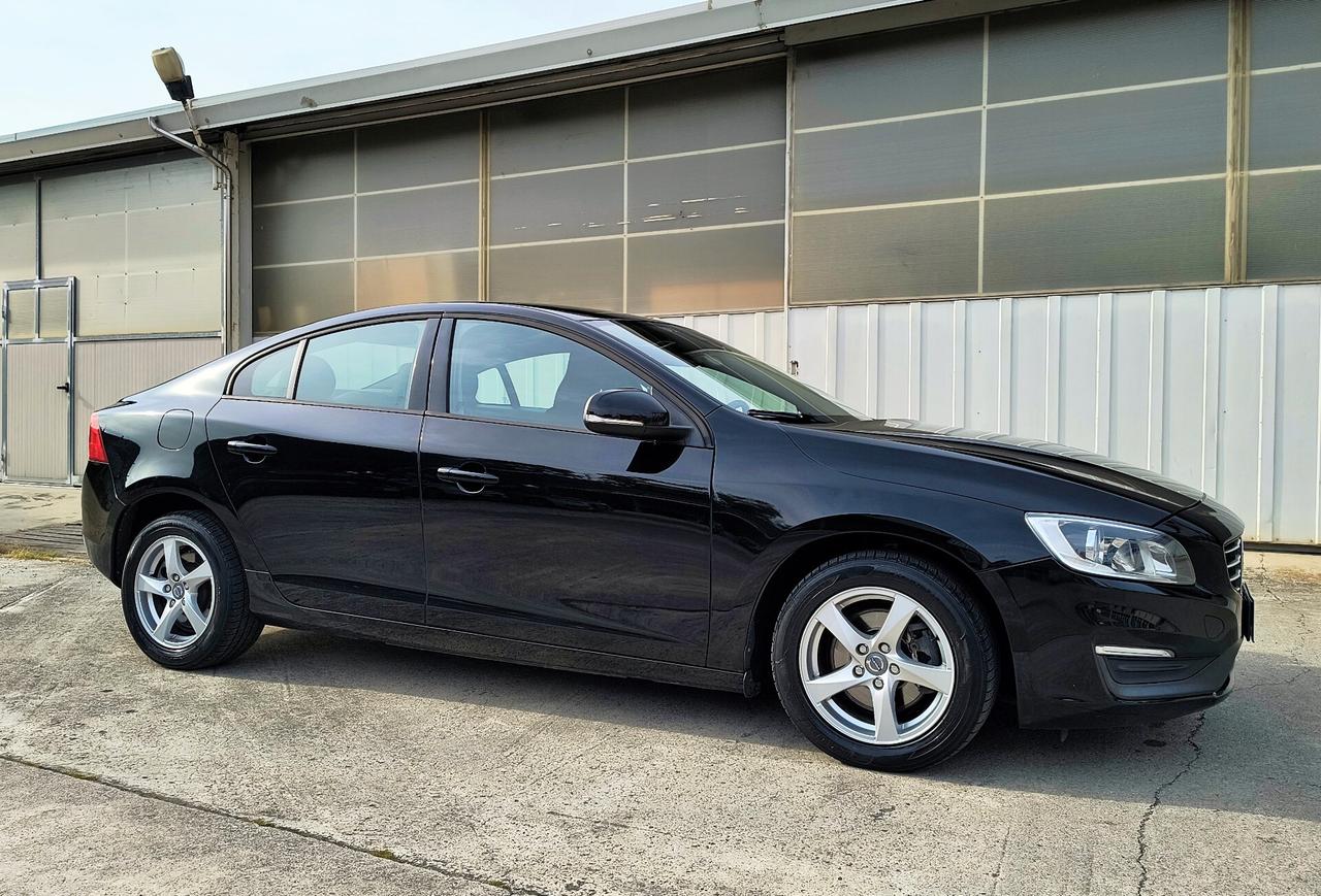 Volvo S60 D3 Automatico 136cv *Ok Neopatentati*