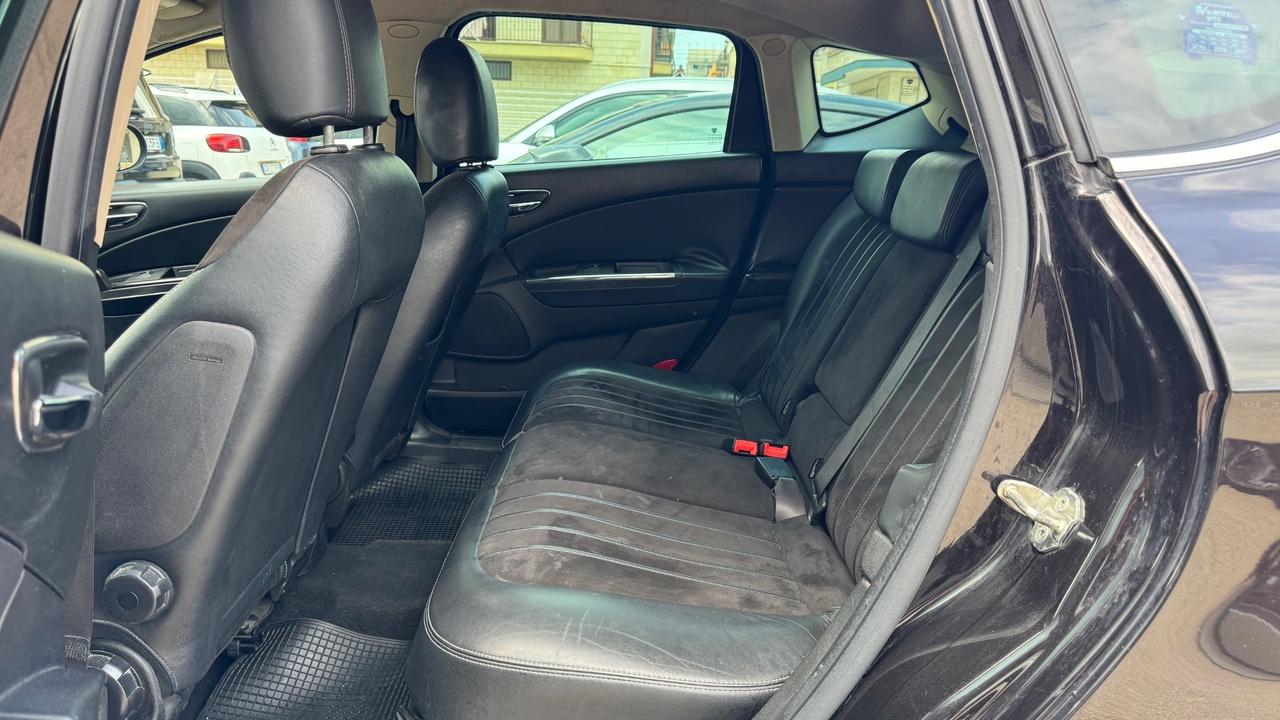 Lancia Delta 1.6 MJT DPF Selectronic Gold-2012