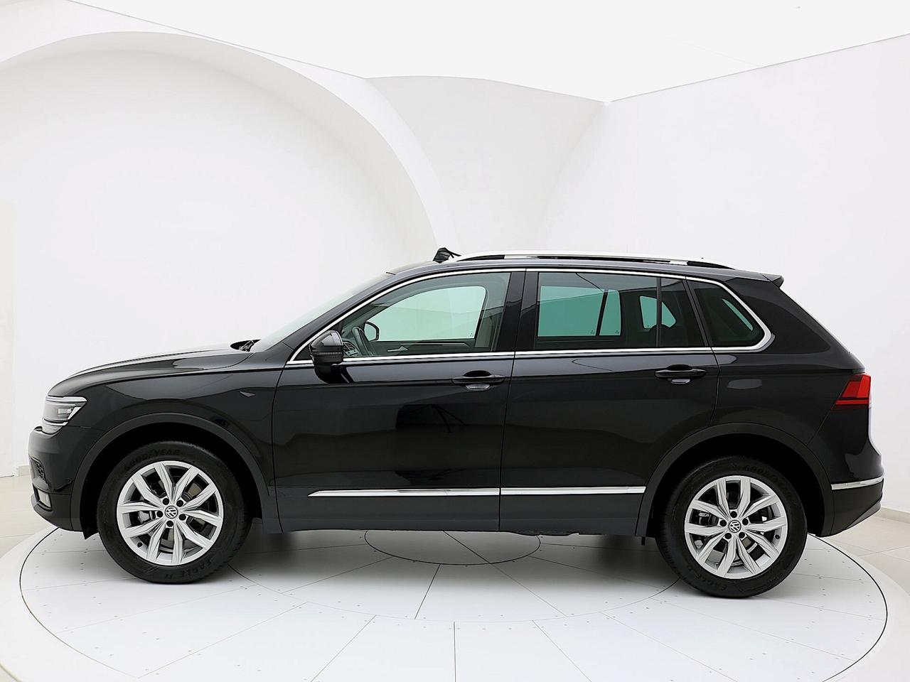 Volkswagen Tiguan 2.0 TDI DSG 4MOTION TETTO APRIBI