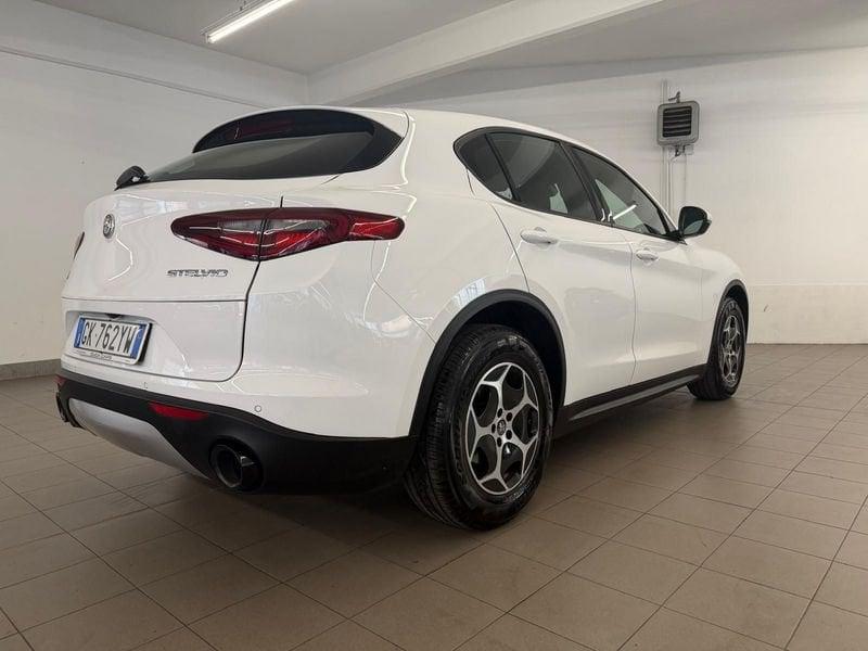 Alfa Romeo Stelvio 2.2 TD 190 CV Super Business AT8 Q4