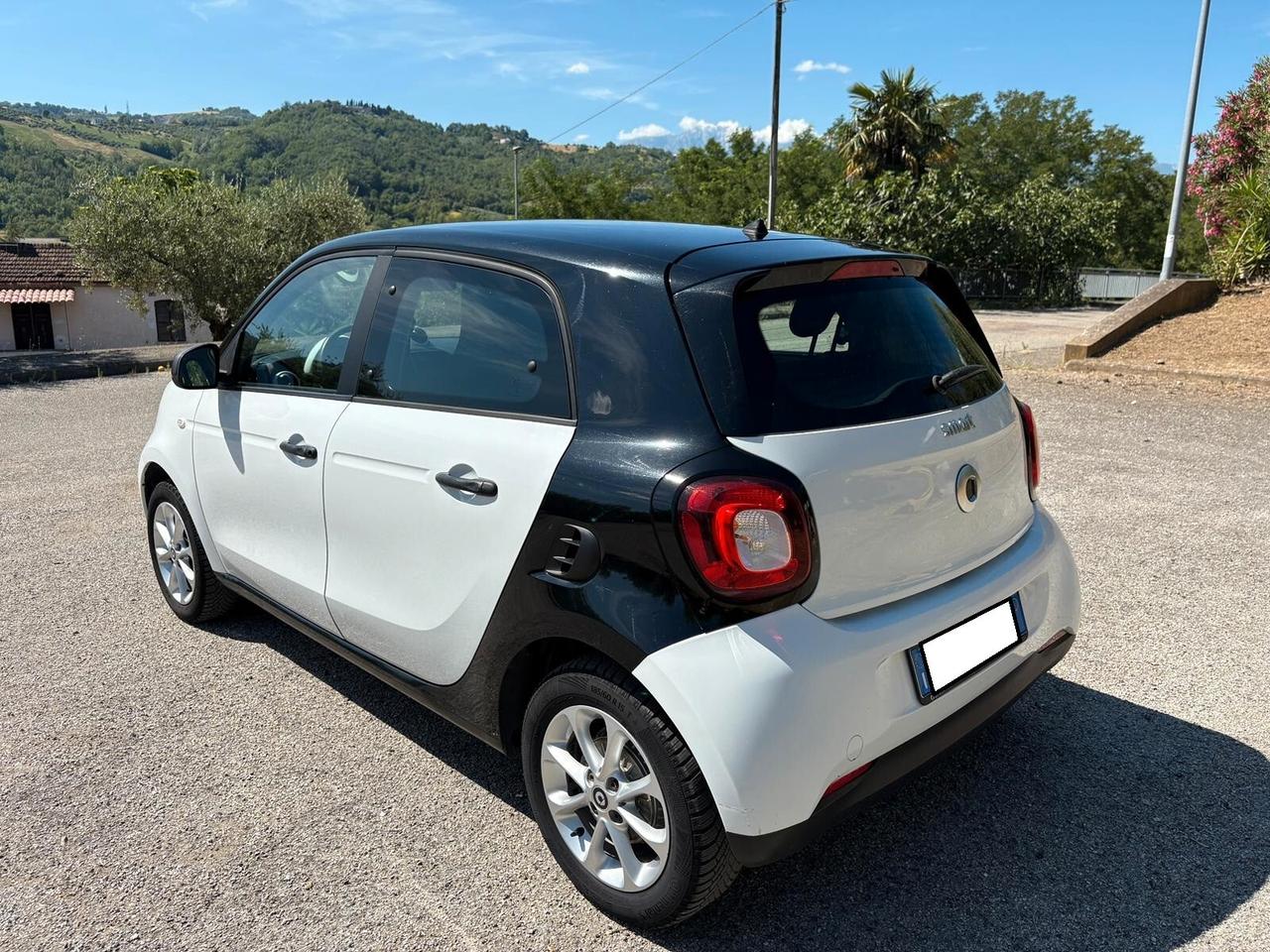 SMART ForFour 1.0mhd S&S Passion 71 4P - 2016