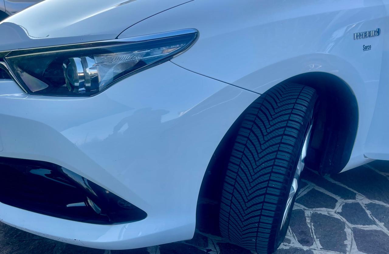 Toyota Auris 1.8 hybrid