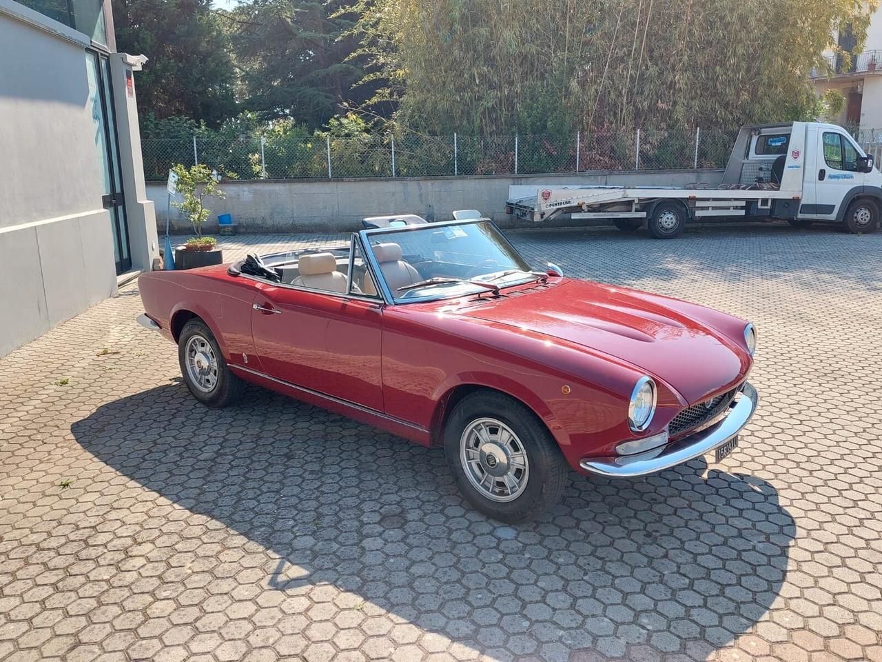 Fiat 124 Spider Sport 1600 BS1
