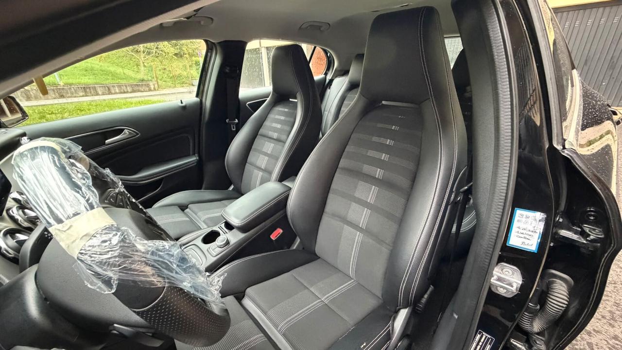 Mercedes-benz CLA 180 d Automatic Premium
