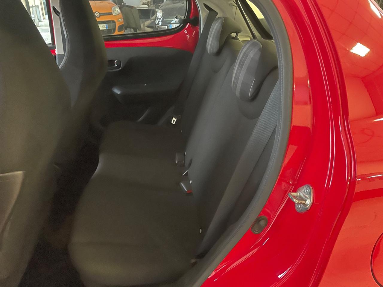 Peugeot 108 VTi 72 ETG 5 porte Active - Nessun vincolo -