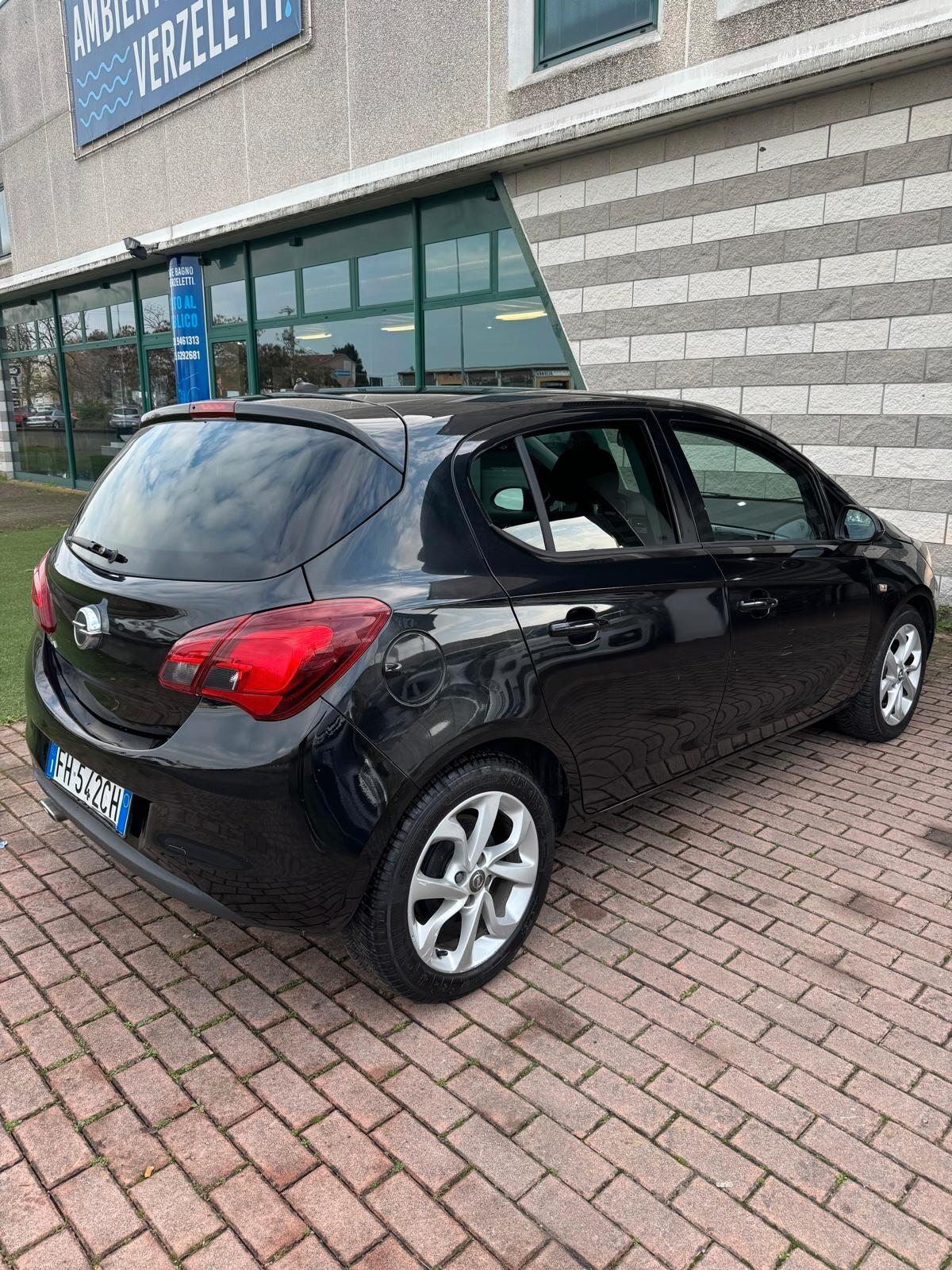 Opel Corsa 1.4 90CV GPL Tech 5 porte Innovation