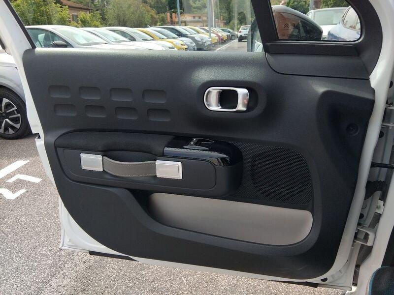 Citroën C3 III 2017 1.2 puretech Shine s&s 83cv