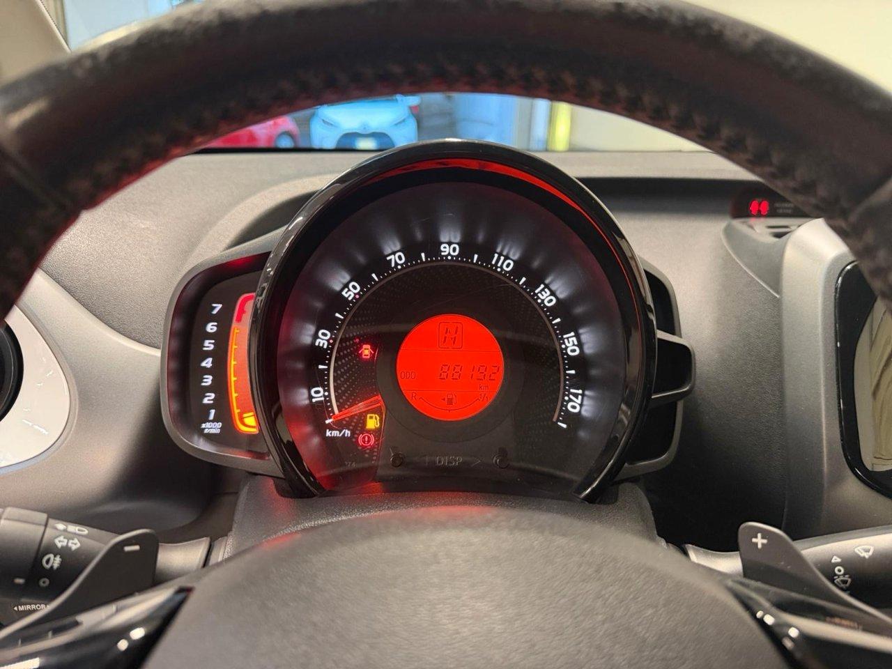 Toyota Aygo 5 Porte Aygo 5p 1.0 x-business m-mt 72cv
