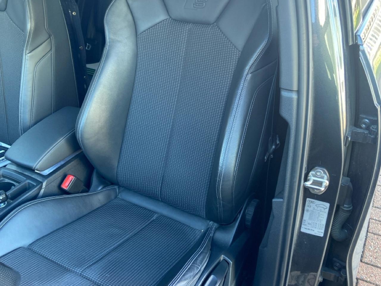 Audi Q3 40 2.0 tdi s line edition quattro 200cv s-tronic