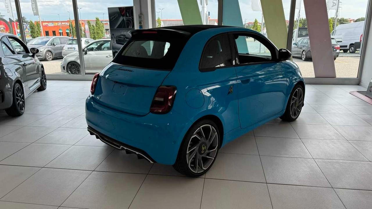 Abarth 500C Scorpionissima