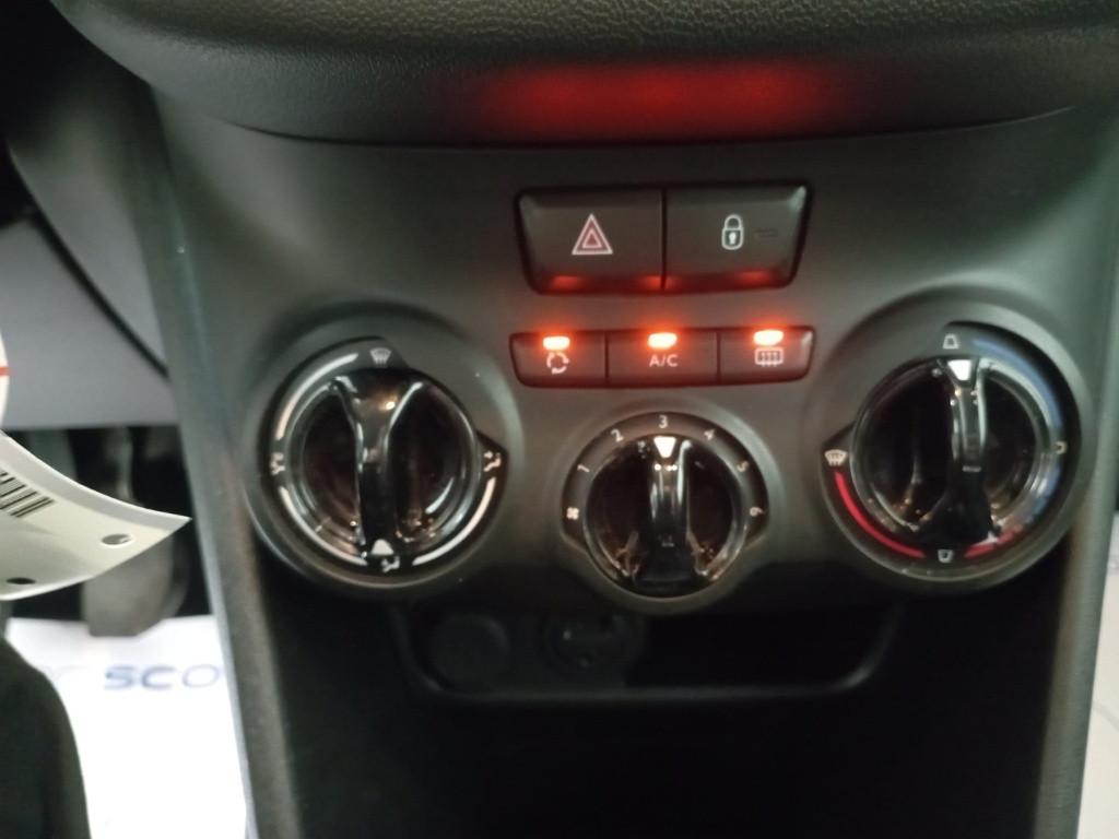PEUGEOT 208 I 2015 - 208 1.2 puretech Active s&s 82cv 5p neopatentati