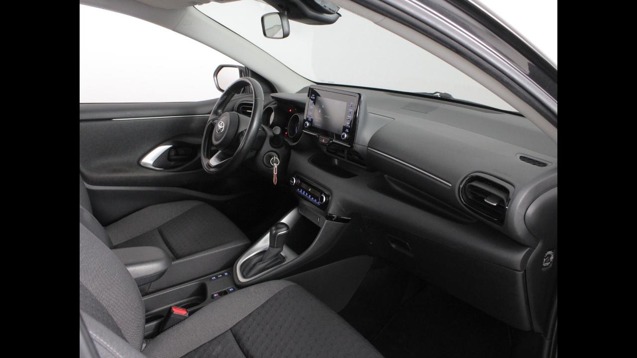 TOYOTA Yaris IV 2020 - Yaris 1.5h Trend
