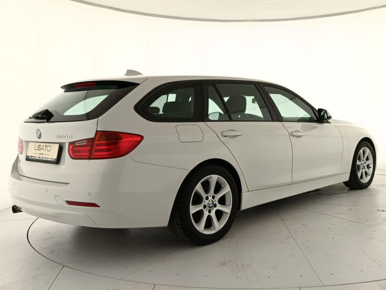 BMW Serie 3 (F30/31) - 320d Touring Business aut.